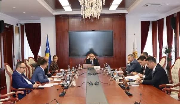 KPK-ja në takim të jashtëzakonshëm, anëtarët njoftohen për vendimin e Supremes