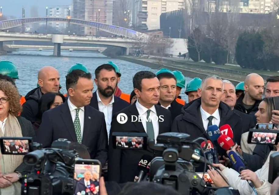 Kurti e vazhdon fushatën me urat mbi Ibër, merr pjesë në përurimin e asaj për këmbësorë