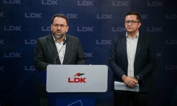 LDK kërkon hetim për aferën e zbuluar të Rizvanollit me Mihalin për Mujkën: Përgjegjësi kryesor për kapjen e shtetit është Kurti