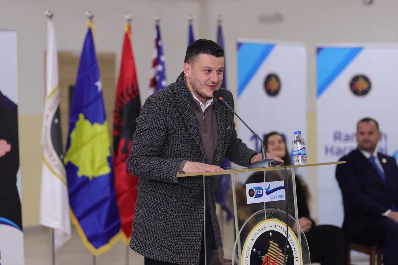 Lok Komoni zhvillon takime me banorët e gjashtë fshatrave: U konfirmua gatishmëria pér të vazhduar rrugën së bashku