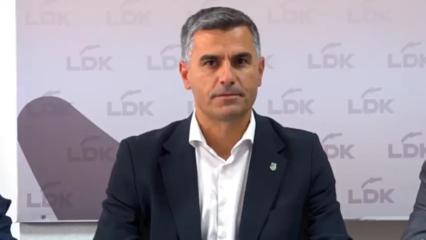 Nuk u fut në listë për deputet, reagon Xhafer Tahiri