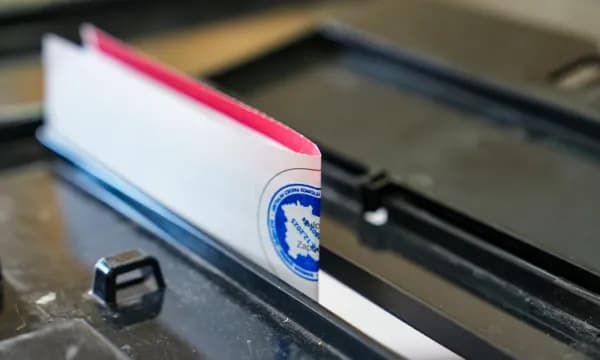Si ndryshuan rezultatet për partitë e mëdha krahasuar me zgjedhjet e kaluara?