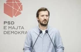 Tallet Nol Nushi, e shkruan një “listë” të VV-së: kandidatë veç Albin Kurti dhe Dejona Mihali