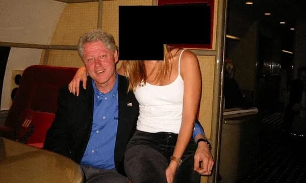 Trump: S’më pëlqen aspak që Clintonit po i publikohen foto me Epstein, por ai është i madh dhe mund ta përballojë këtë