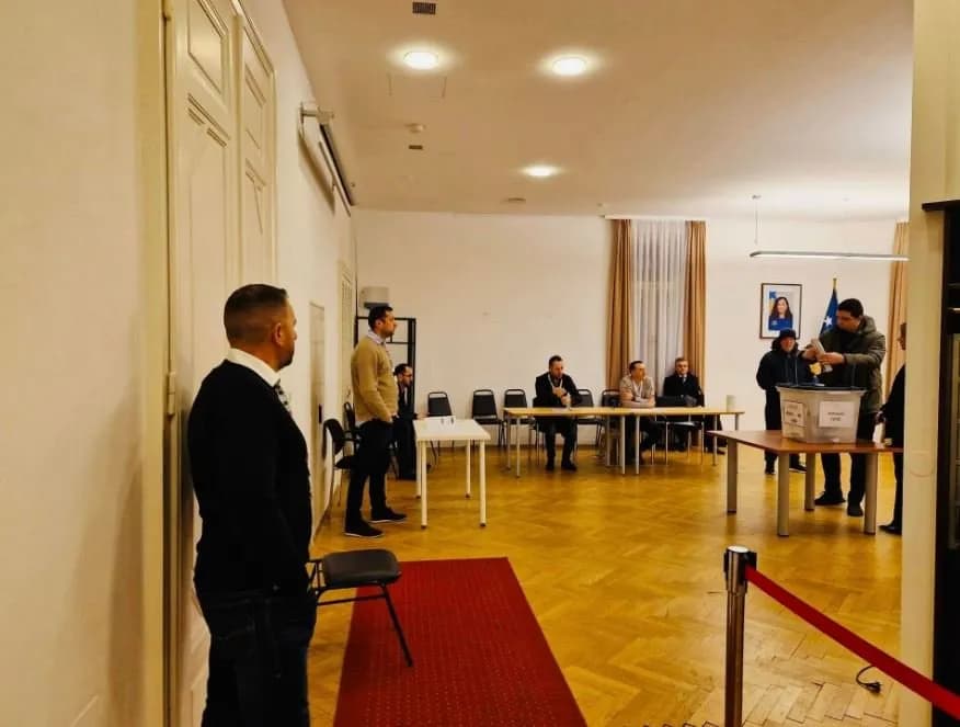 Votimi në ambasada dhe konsullata me 27 dhjetor, KQZ sqaron procedurat