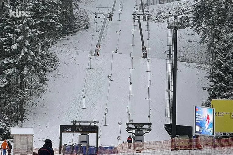 Aksident i rëndë në Alpet Dinarike, kablloja e teleferikut ra mbi një djalë