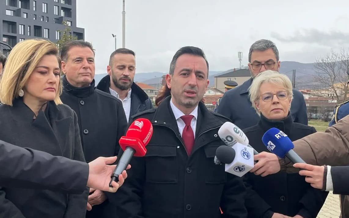 Basha: Rugova mbetët ndër figurat më të rëndësishme të historisë moderne të politikës kosovare