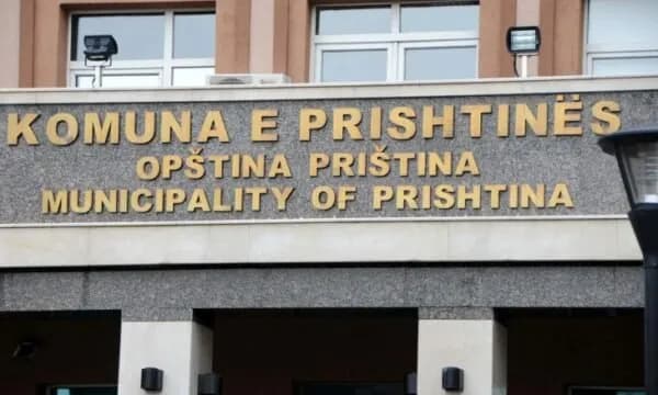 “Keqkuptimet” për motin me IHMK, reagon Komuna e Prishtinës: Paralajmërimet tona bazohen në informatat e tyre dhe tjerëve