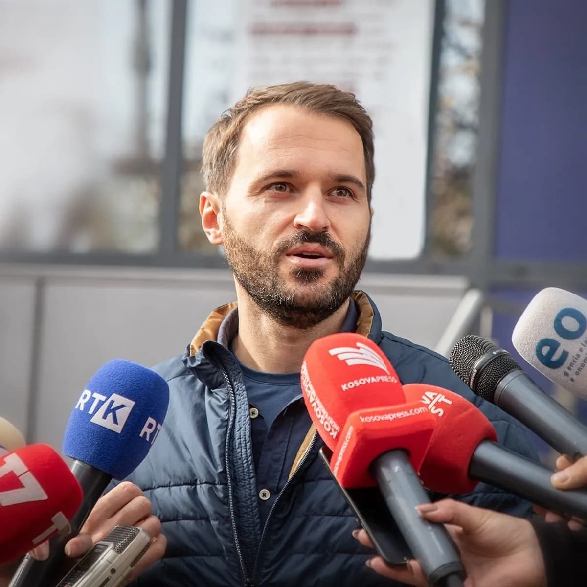 Krasniqi, PSD: Fundi politik i Kurtit mund të imagjinohet vetëm përmes një opozite të vërtetë, jo asaj që vjedhë vota