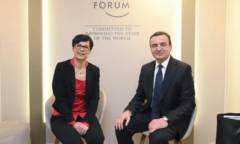 Kurti takohet me Kos: Kosova dëshmoi progres, meriton statusin e vendit kandidat