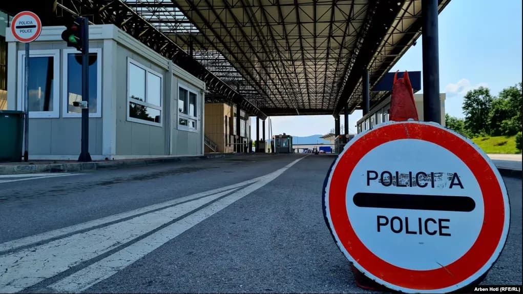 MPB njofton qytetarët dhe vizitorët: Nga sot hyjnë në fuqi rregulla të reja për të huajt dhe automjetet