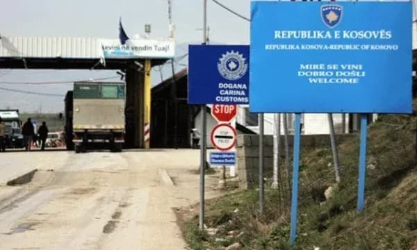 Nga ora 12:00 bllokohet rruga nga Rozhaja në drejtim të pikës kufitare në Kullë