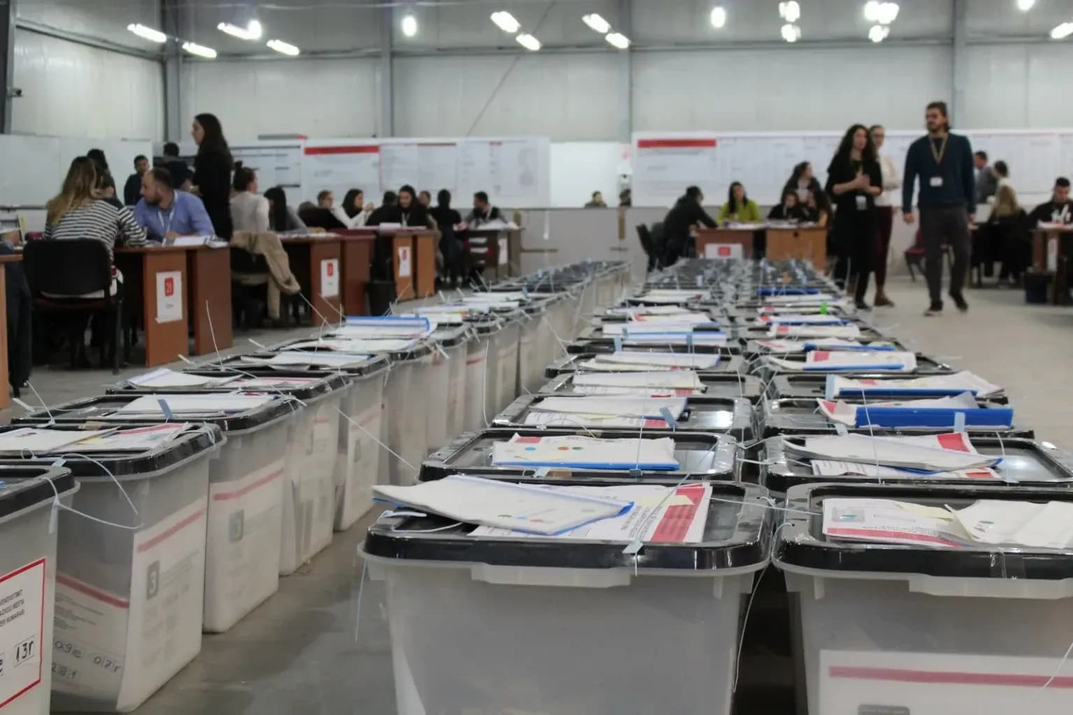 Numërohen 45 % të votave në përfaqësitë diplomatike: VV merr 85.11% të votave