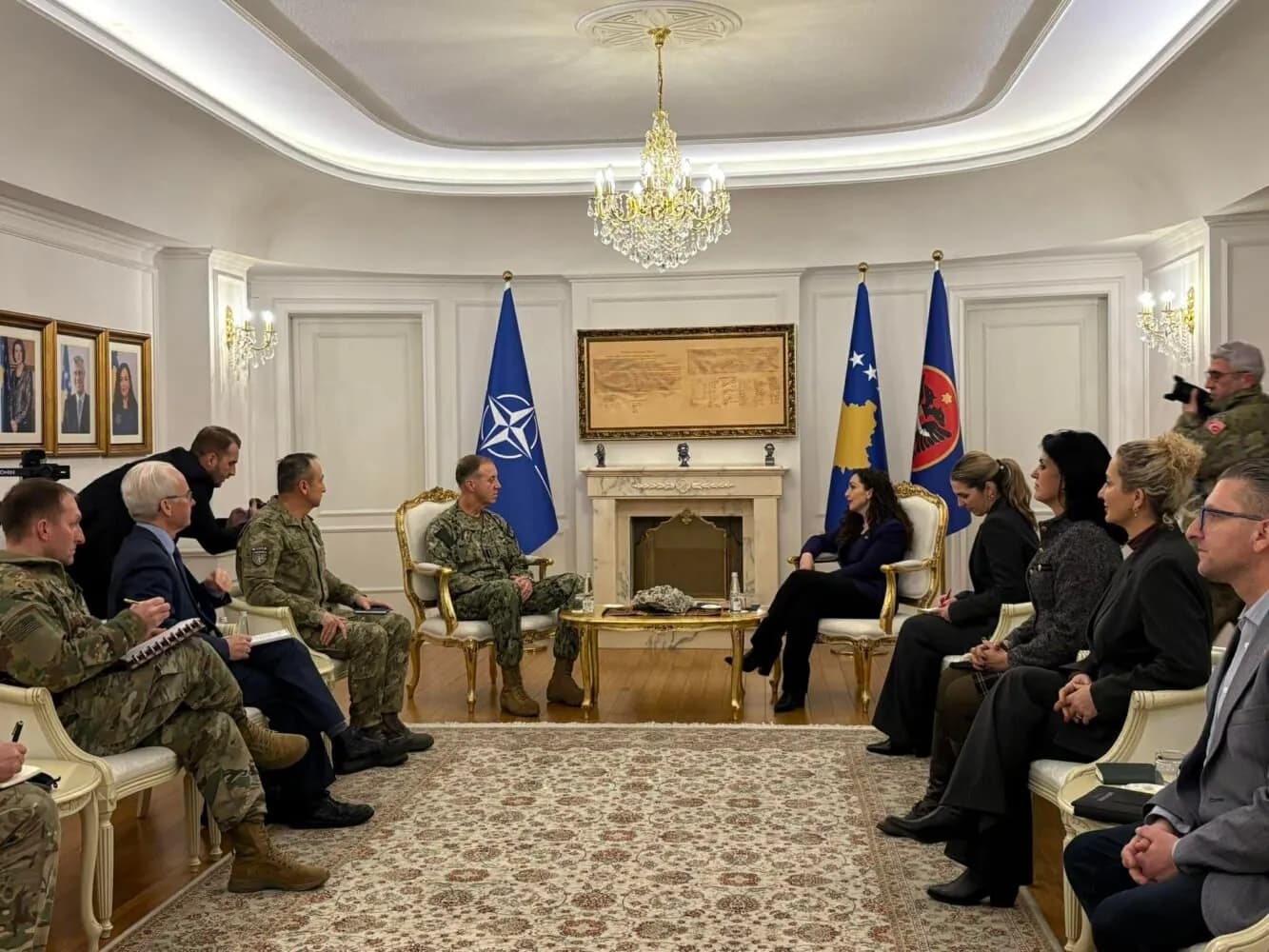 Osmani takon Komandantin e Komandës së NATO-s në Napoli