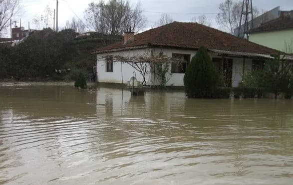 Pas reshjeve të fundit, disa zona të Kosovës mbeten pa ujë të pijshëm
