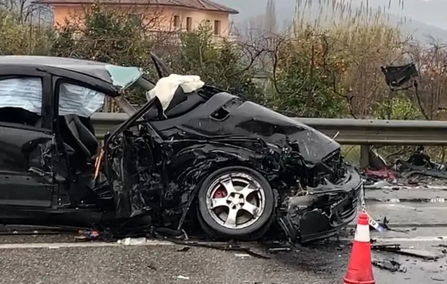 Policia del me detaje për aksidentin e rëndë në Lezhë–Shkodër: Humb jetën polici me bashkëshorten