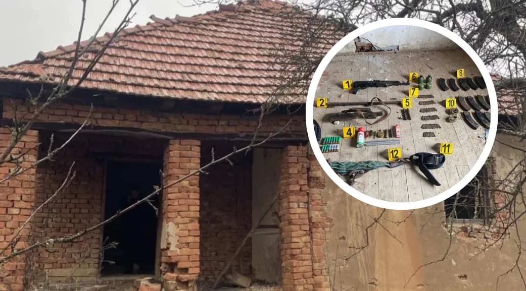 Policia gjen armë, municion dhe granata dore në një shtëpi të braktisur në Zveçan