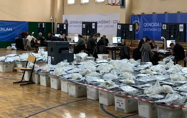 Rinumërimi në Skenderaj, këto janë ndryshimet te votat e kandidatëve