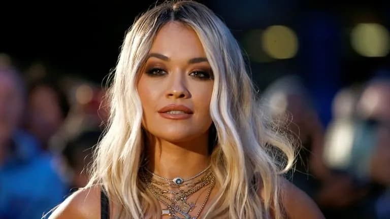 Rita Ora emocionon me postimin për gjyshen e saj: Vlerësoni të dashurit tuaj derisa janë ende këtu