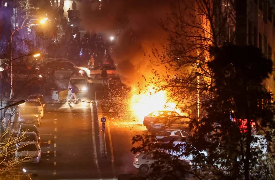 Rreth 2 mijë e 570 të vrarë në protestat e Iranit, sipas grupit të të drejtave të njeriut