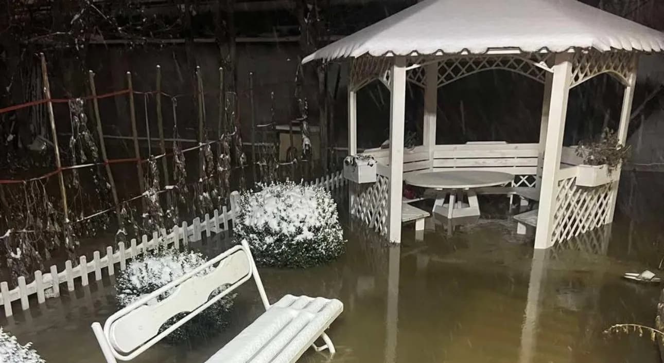 Sitnica del nga shtrati, raportohet për evakuimin e shumë familjeve