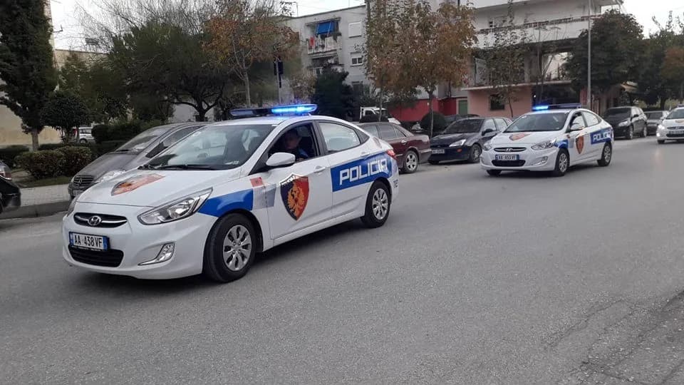 Tragjedi në Orikum, dyshohet se burri vrau gruan më pas veten