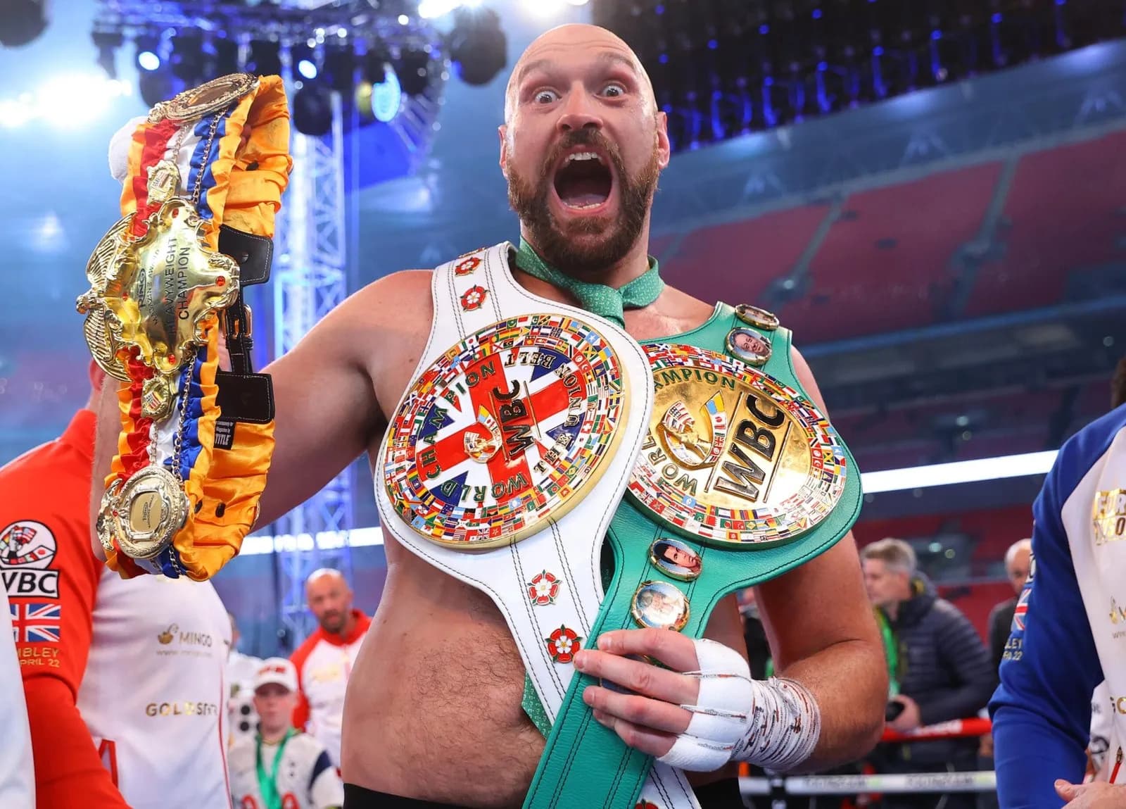 Zyrtare: Tyson Fury zbulon kundërshtarin dhe datën e rikthimit nga pensionimi