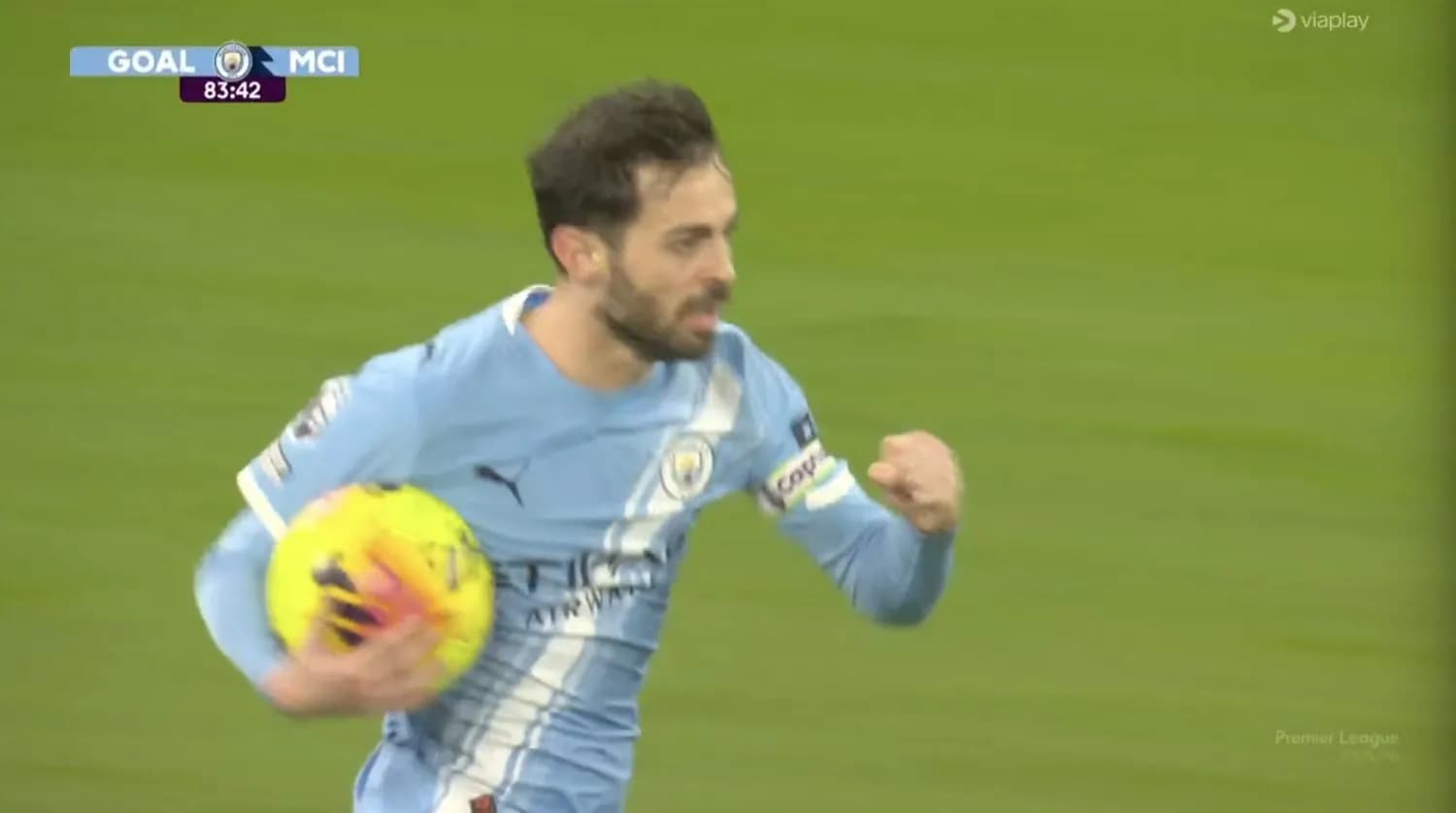 City reagon shpejt, Silva realizon gol ndaj Liverpoolit