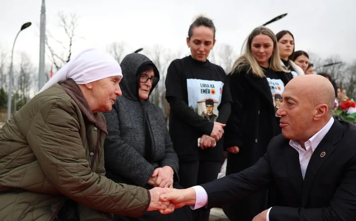 Haradinaj merr pjesë në rivarrimin e dëshmorit Hoxha: Sakrifica e tij na obligon ta ruajmë lirinë