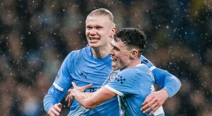 Kanë filluar “dridhjet” në Londër, Manchester City i afrohet vetëm tri pikë Arsenalit