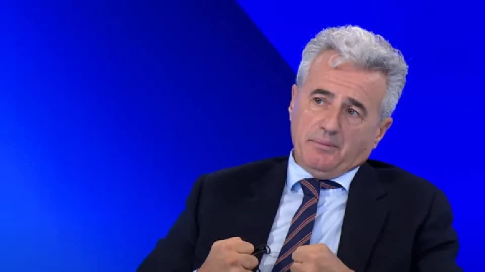 Koci nga protesta para KEDS-it: Ka më shumë njerëz në stacion të autobusëve se në protestë