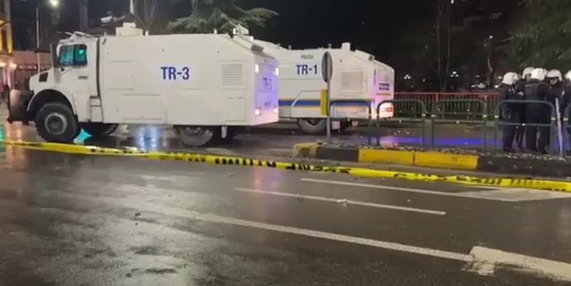 Kreu i Grupit Parlamentar të Partisë Demokratike: Janë shoqëruar mbi 40 persona nga policia