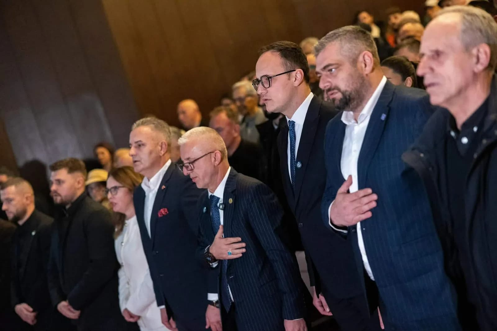 Kuvendi i Gjilanit e shpall Qytetar Nderi humanistin Halil Kastrati