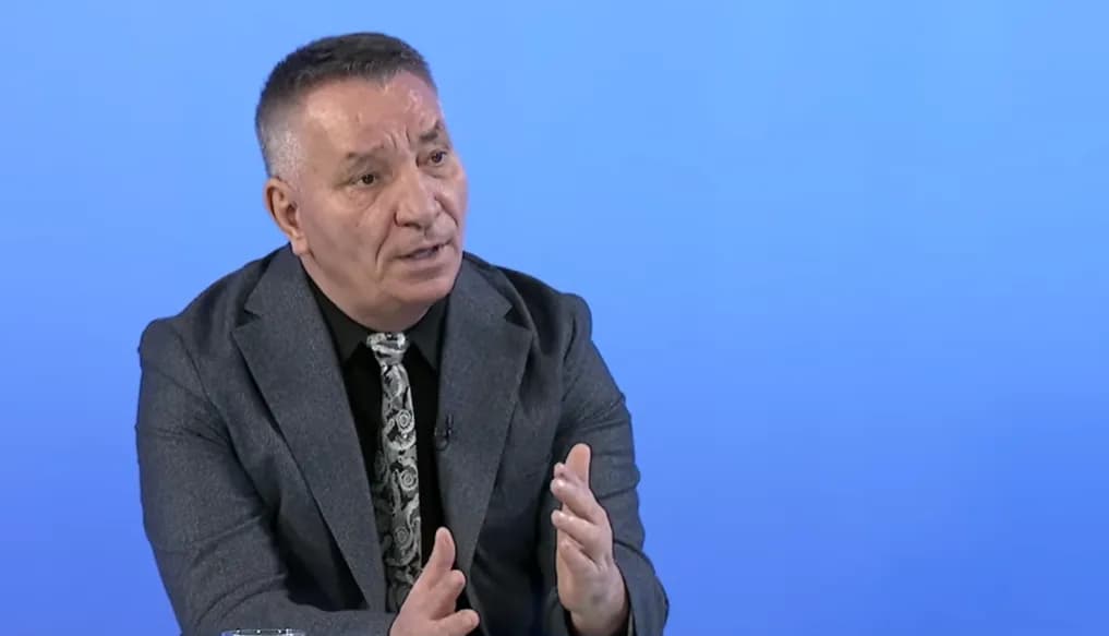 Lekaj: S’besoj se familja Jashari duhet të përzihet në politikë, ajo duhet të jetë e pastër