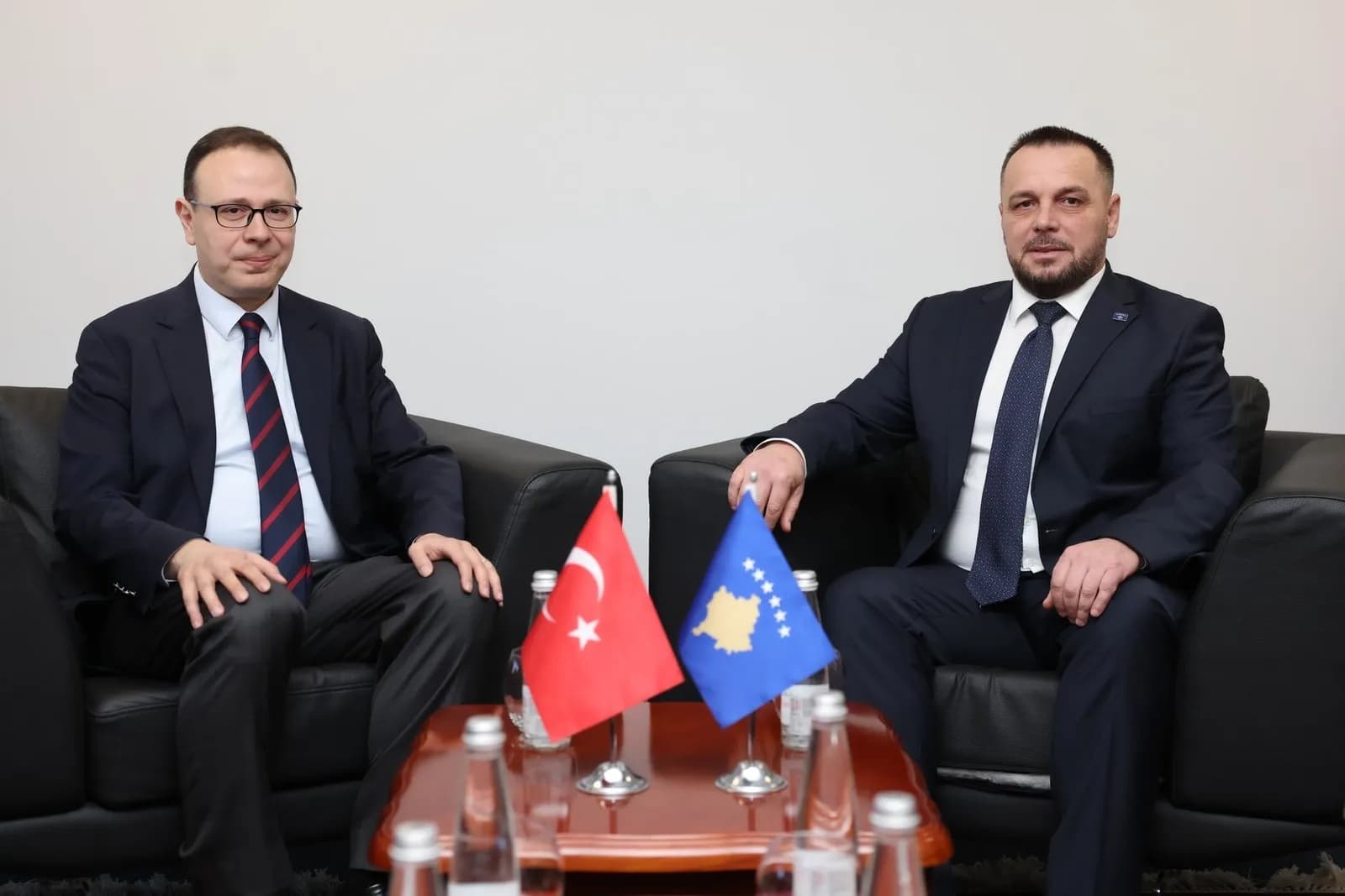 Maqedonci takoi ambasadorin e Turqisë në Kosovë: Ritheksoi se mbesin partner të besueshëm dhe shtet mik i Kosovës