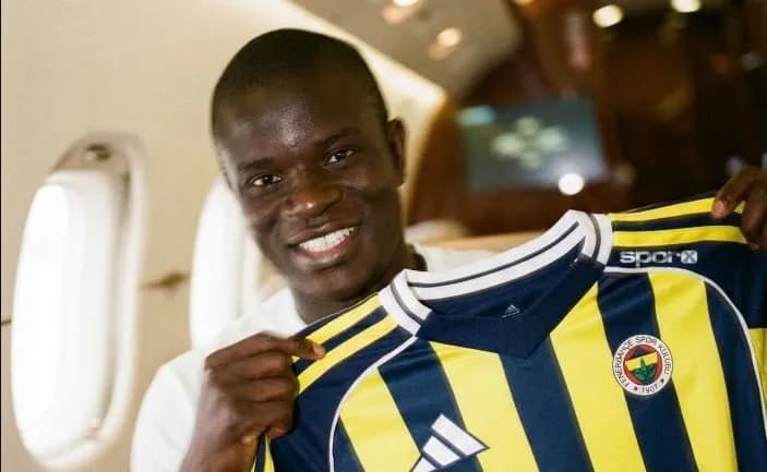 Mësohet paga e “çmendur” e N’Golo Kante-s te Fenerbahce
