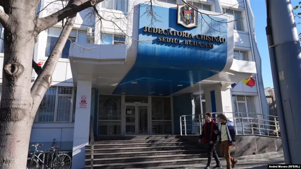 Moldavia dënon tre persona për planifikim të trazirave pas trajnimeve në Serbi dhe Bosnje