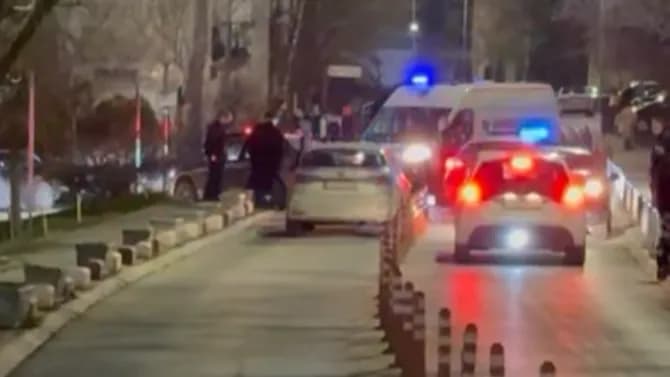 Policia bllokon qarkullimin tek “Bregu i Diellit”, në vendngjarje shihet edhe autoambulanca