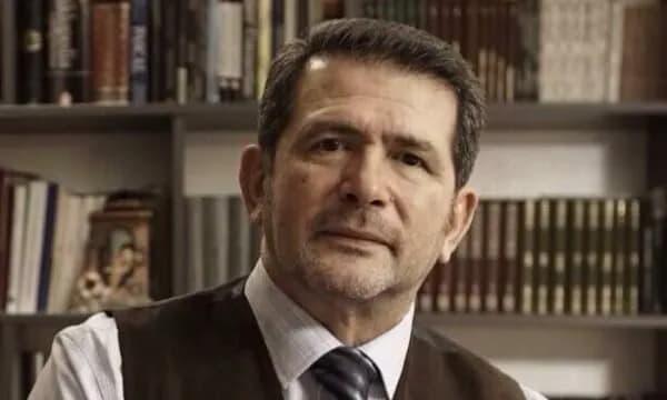Rasti ‘Shpronësimi i tokës’, ish-ministri kosovar dhe 6 të tjerët nga paraburgimi kalohen në arrest shtëpiak