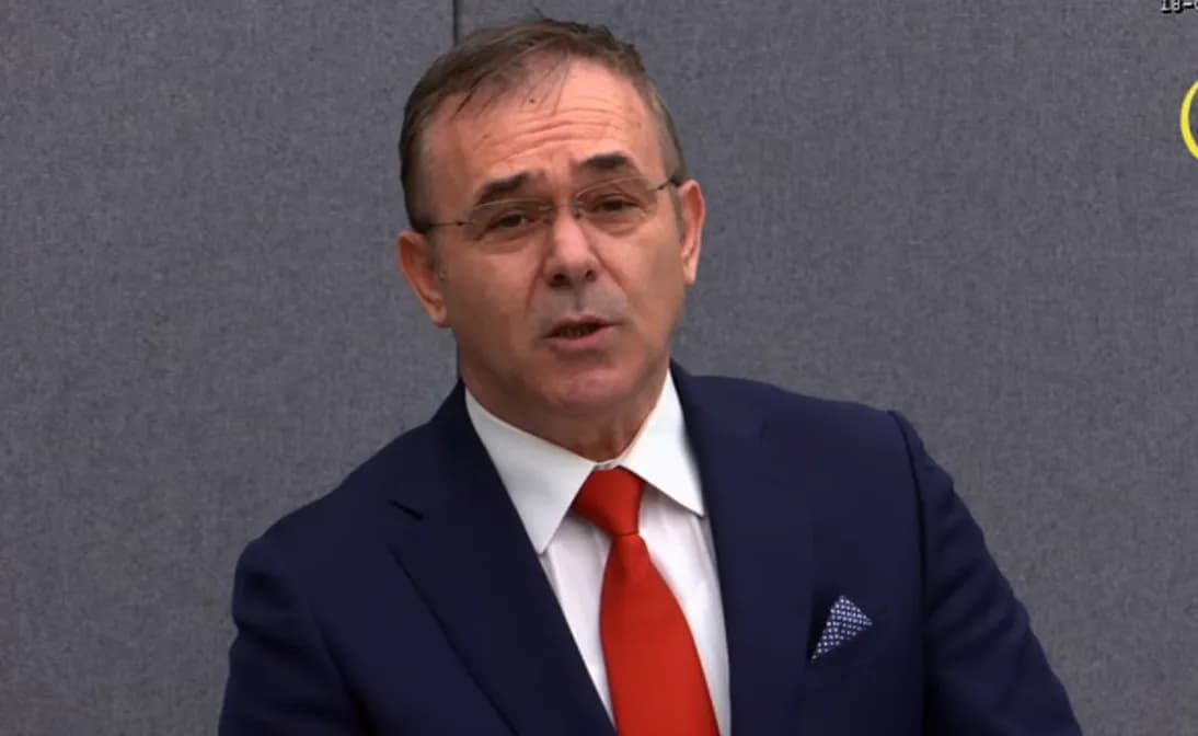 Rexhep Selimi: Historia e Kosovës nuk rishkruhet, aq më tepër në një sallë gjyqi