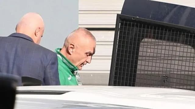 Rrahet rëndë në një pikë karburanti, avokati i Ilir Metës: Njëri po ofendonte, tjetri më goditi pas koke me mjet prerës