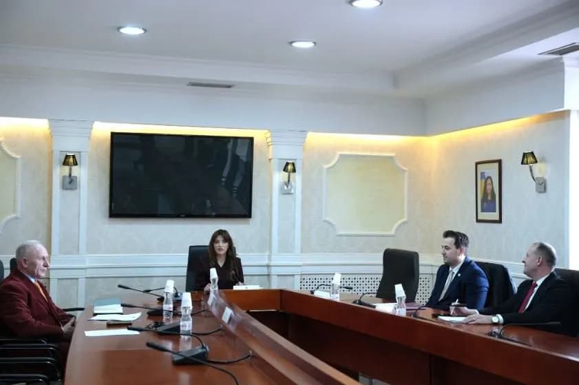 Shpallet konkurs për zgjedhjen e një anëtari jo prokuror