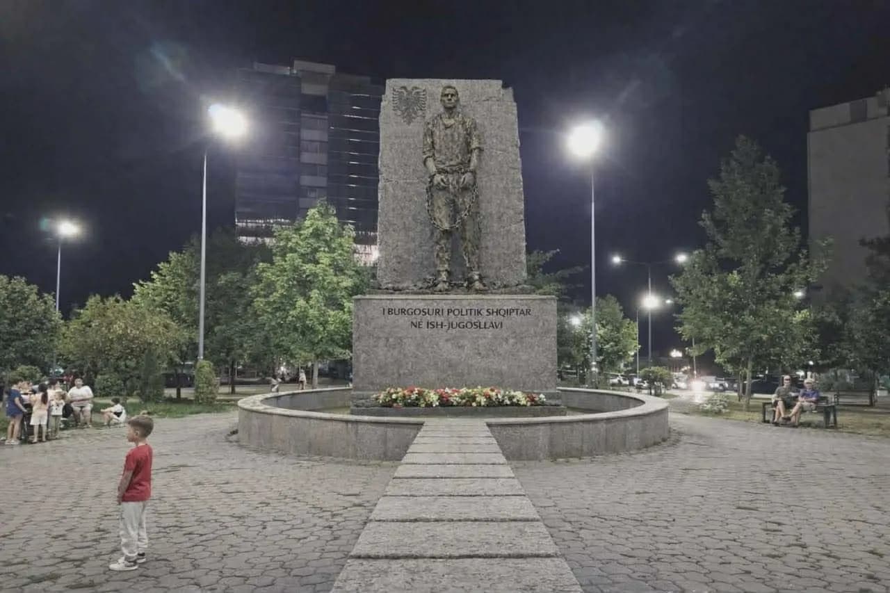 SHTATORJA E TË BURGOSURIT POLITIK SHQIPTAR NË PRISHTINË
