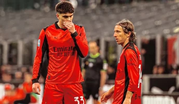 S’ka titull për Milanin as sivjet!? I “çon duart lartë”, humb ndaj Parmas