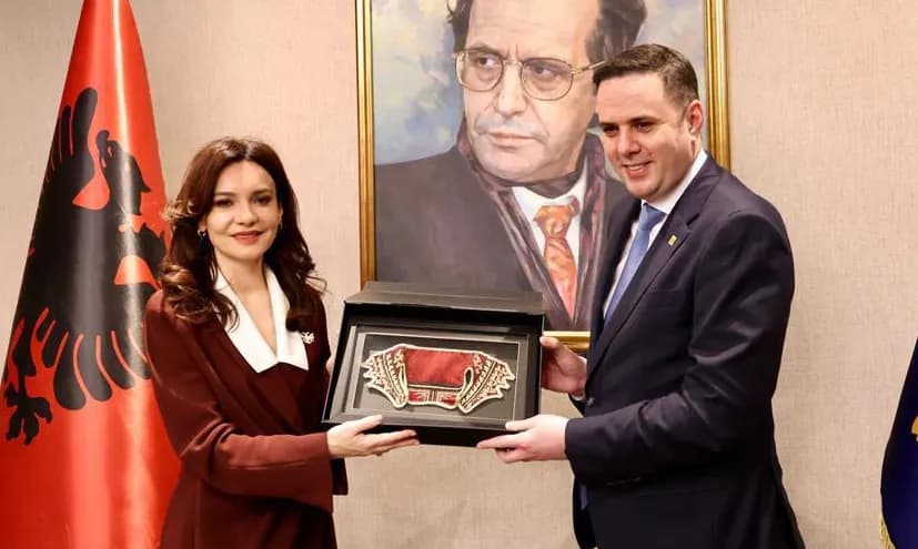 Spiropali takohet edhe me Abdixhikun: LDK ka një rol të rëndësishëm në historinë e shtetformimit të Kosovës