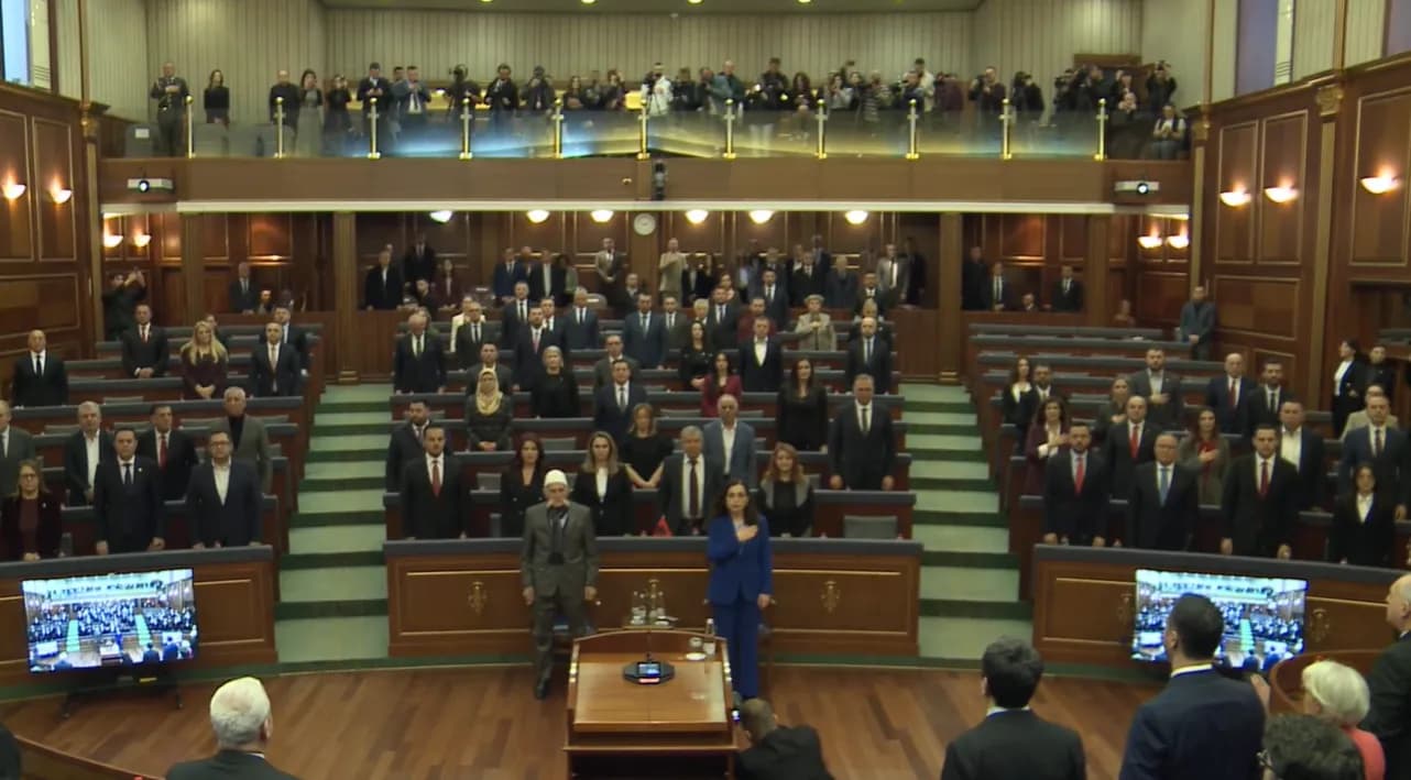 28-vjetori i Epopesë së UÇK-së, nis seanca solemne e Kuvendit të Kosovës