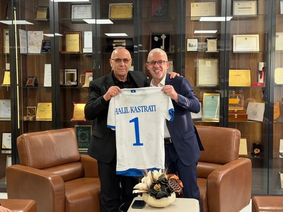 Ademi: Iftar me Halil Kastratin dhe përfaqësues të futbollit në Shtëpinë e të Moshuarve