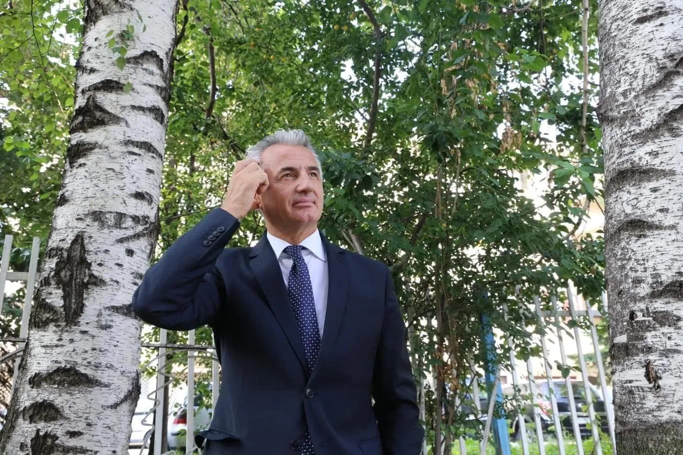 Alarmon Koci: Në tri kalimet e fundit në kufi me Serbinë, ndalohem pa shpjegim