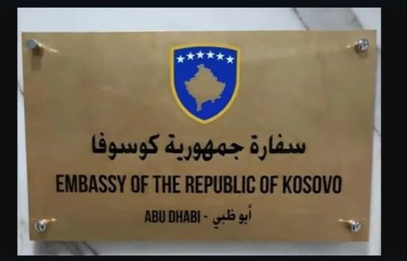 Ambasada e Kosovës në Abu Dhabi kërkon nga qytetarët të njoftojnë nëse janë larguar nga shteti