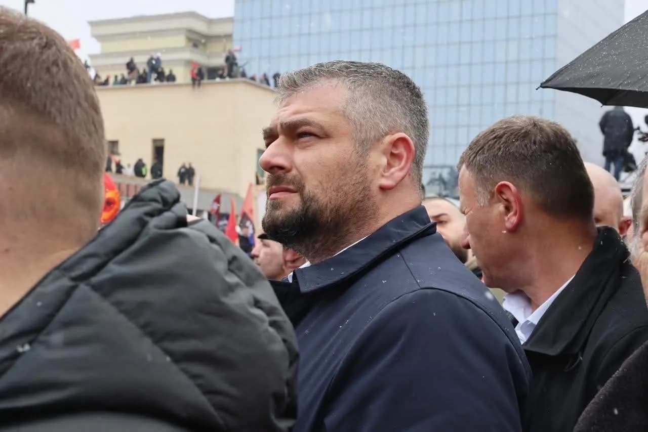 Andin Hoti reagon pas deklaratave për çështjen e presidentit: Nuk kam kërkuar asnjëherë post